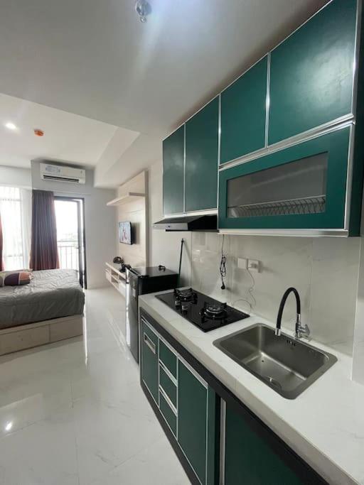 Sea View Flat At Losari Beach, Apartemen *